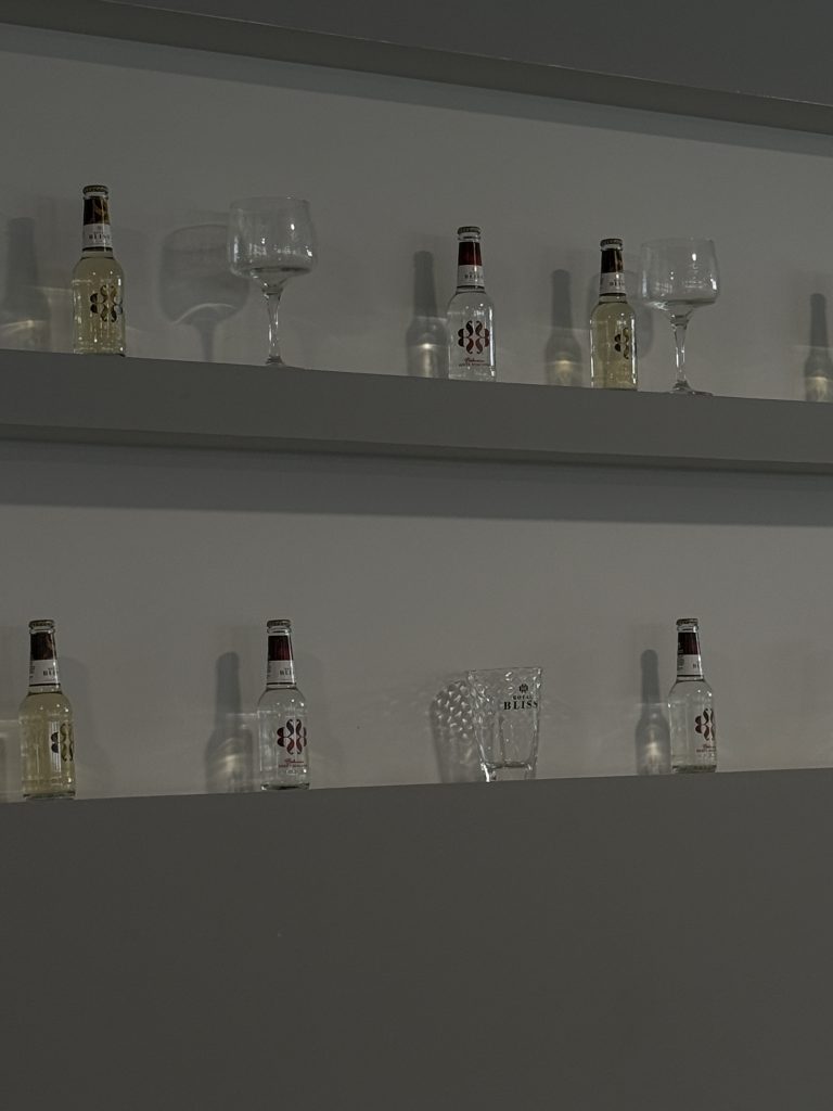 balda con botellas